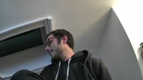 bo22222222 online show from December 3, 9:43 pm