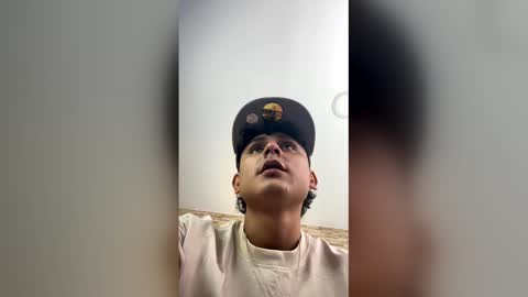 Bob  INDEPENDENT MODEL online show from February 16, 6:39 pm