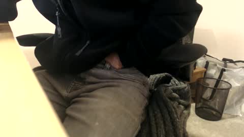 bobbuild online show from February 8, 8:13 pm