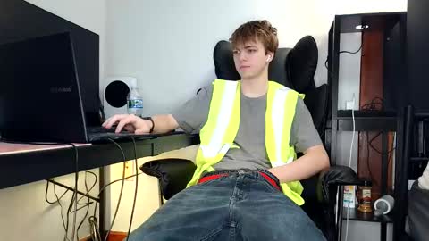 bobby72738 online show from October 26, 2:35 am