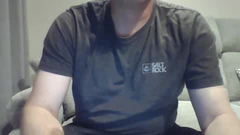 bobby_113 online show from September 11, 12:20 am