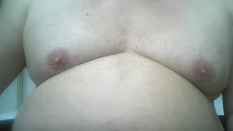 bobbybear691 online show from April 1, 10:39 am