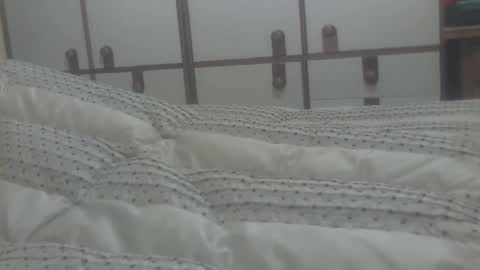 bobrodalo6 online show from April 2, 11:34 pm