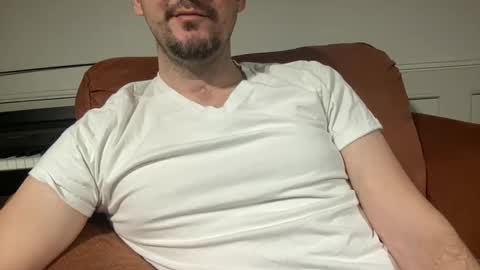 Snapshot of boludopeludo chatting on February 10, 3:46 am edilsonrd online show from February 10, 3:46 am