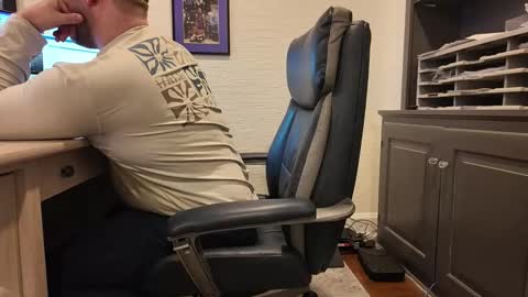 Boredhorndog online show from April 13, 3:40 am