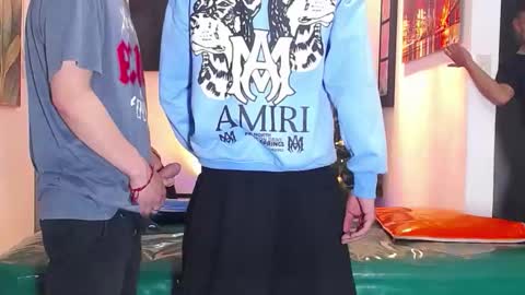 THOMAS AND DAMIAND online show from December 22, 7:22 pm