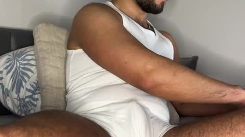 bosskaan12 online show from April 21, 6:25 pm