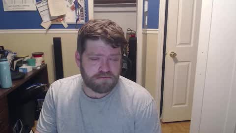 bouch1986 online show from April 6, 4:09 am