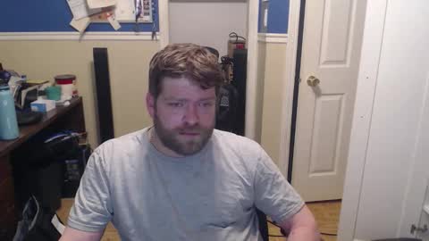 bouch1986 online show from April 6, 4:46 am