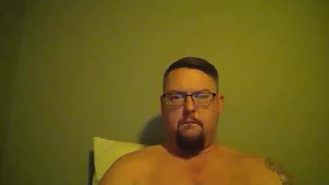 bowtieguy84 online show from March 17, 1:53 am