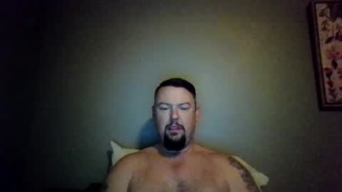 bowtieguy84 online show from March 10, 3:12 am