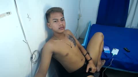 boyax16 online show from January 8, 9:01 pm