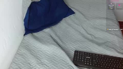 boyg_hots online show from October 22, 10:02 pm