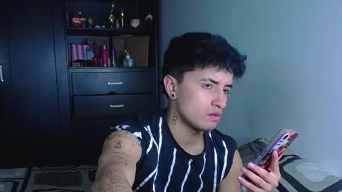 miguel  online show from February 10, 12:04 am