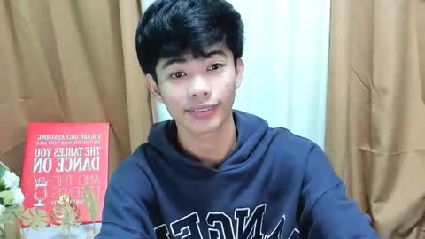 Snapshot of boynextdoor4ux chatting on October 15, 9:44 pm HI IM JAMES DONT FORGET GIVE ME THUMBS UP AND JOIN TO MY FANCLUB online show from October 15, 9:44 pm