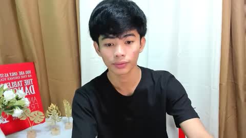 Snapshot of boynextdoor4ux chatting on October 14, 5:42 pm HI IM JAMES DONT FORGET GIVE ME THUMBS UP AND JOIN TO MY FANCLUB online show from October 14, 5:42 pm
