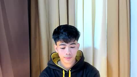 HI IM JAMES DONT FORGET GIVE ME THUMBS UP AND JOIN TO MY FANCLUB online show from April 6, 10:32 pm