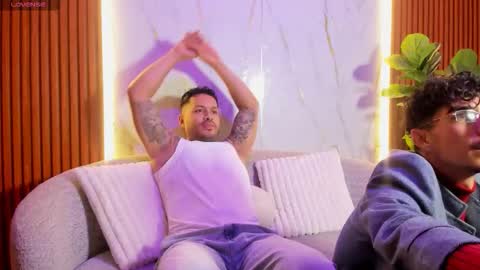 boysonfiree online show from October 29, 11:46 am