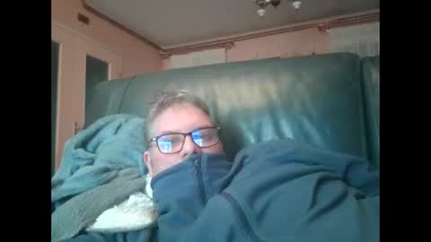 bozo81 online show from January 14, 8:09 am