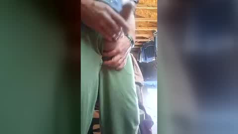 bpwolfe47 online show from July 30, 12:59 pm