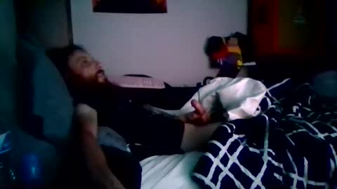 GuitarBrad1989 online show from April 8, 8:58 am