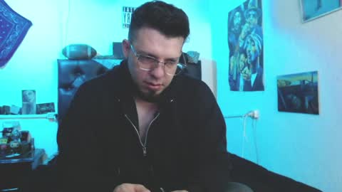 brad hot boy online show from April 16, 3:34 pm