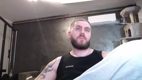 ask me online show from November 28, 6:43 pm