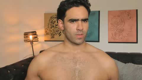 bradleymartin7 online show from February 16, 9:57 pm