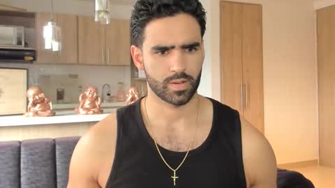 bradleymartin7 online show from February 1, 4:16 pm