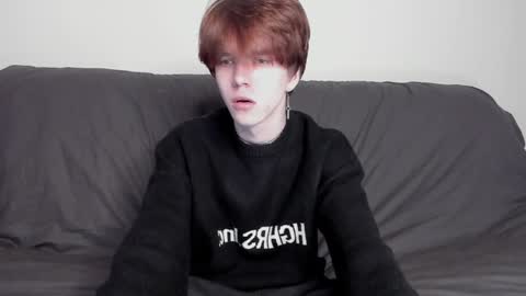 Snapshot of braxiboy chatting on December 4, 10:24 am Brax online show from December 4, 10:24 am