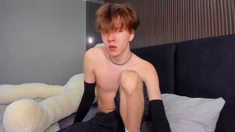 Snapshot of braxiboy chatting on February 22, 11:21 pm Brax online show from February 22, 11:21 pm