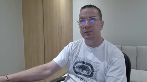 Brett online show from February 22, 5:14 pm