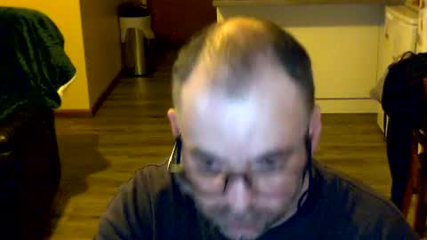 bretth44 online show from June 16, 6:27 am