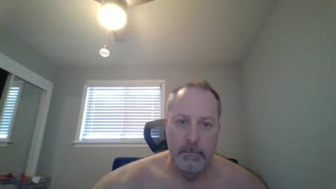 hey online show from February 26, 1:23 pm