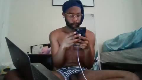 brianforev05 online show from February 3, 8:24 pm
