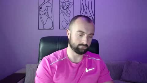 brindlefly69 online show from October 31, 12:41 pm