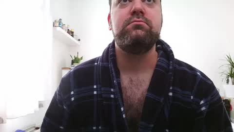 Bruce online show from April 26, 7:06 am