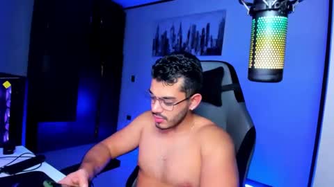 Bruno online show from December 25, 11:00 am