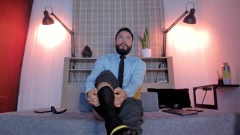 Andres Suarez online show from January 9, 10:31 am