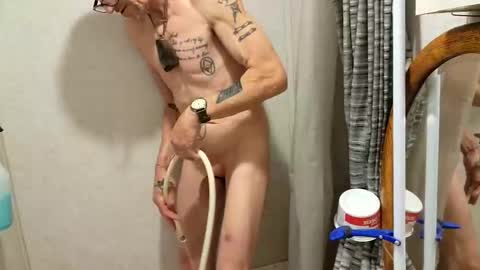 Steve... aka SkinnieDippin aka TimberTramp online show from May 9, 6:03 am