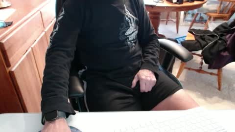 Brussells online show from December 8, 5:11 pm