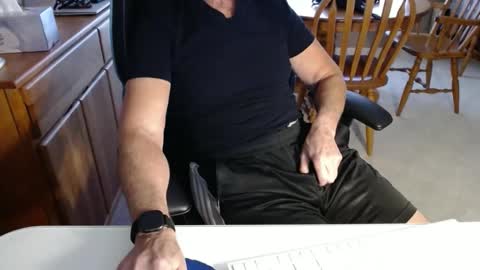 Brussells online show from February 5, 5:21 pm