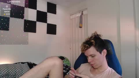 Snapshot of bryamado chatting on February 19, 9:03 pm bryamado online show from February 19, 9:03 pm
