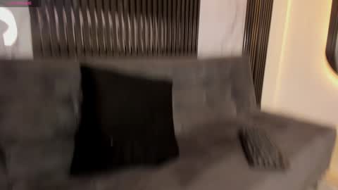 Bryxon  online show from January 26, 4:20 am