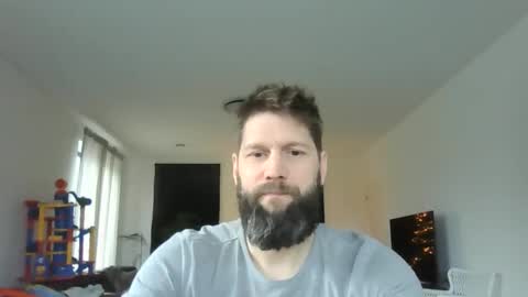 bubblebee1982 online show from January 4, 2:14 pm