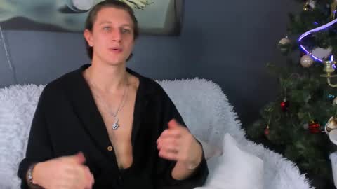 bubblecum_ online show from January 16, 9:39 pm