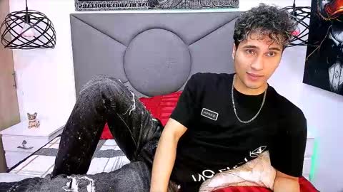 Buddy Whitte online show from December 17, 12:45 pm