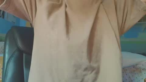 buhsteezy online show from February 19, 11:50 am