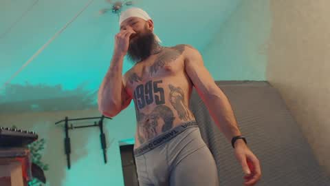 Snapshot of bulatov_x chatting on December 23, 4:55 am Dmitriy online show from December 23, 4:55 am