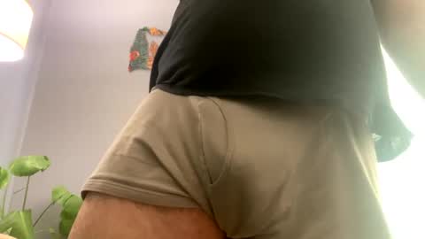 Barry online show from March 6, 7:43 pm